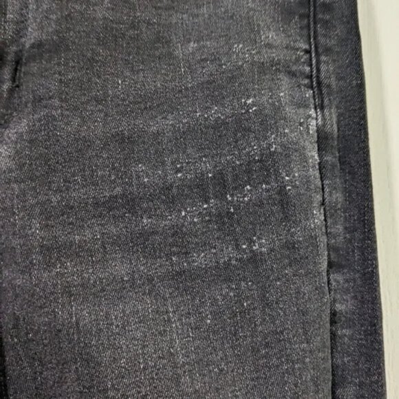 AE | Super High-Waisted Jegging Crop in Distressed Black Blaze - Picture 10 of 15